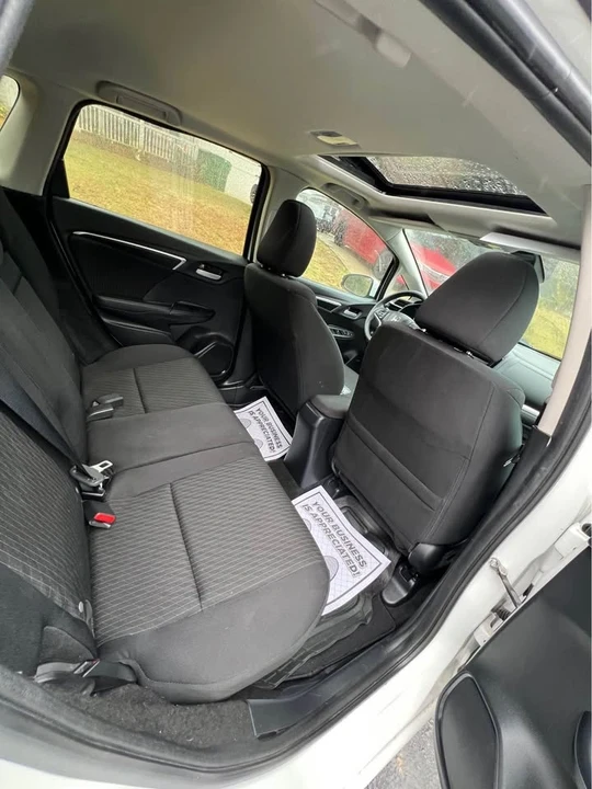 2019 Honda Fit - Image 9 of 19