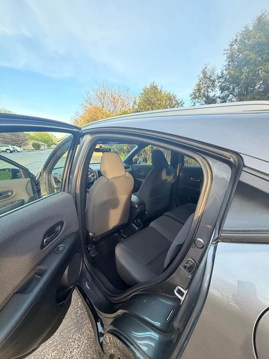 2019 Honda HR-V 2nd Gen - Image 8 of 17