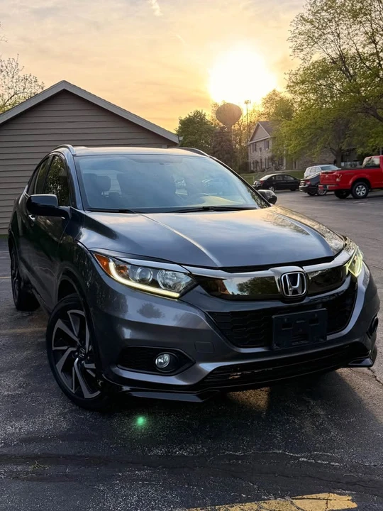 2019 Honda HR-V 2nd Gen - Image 4 of 17