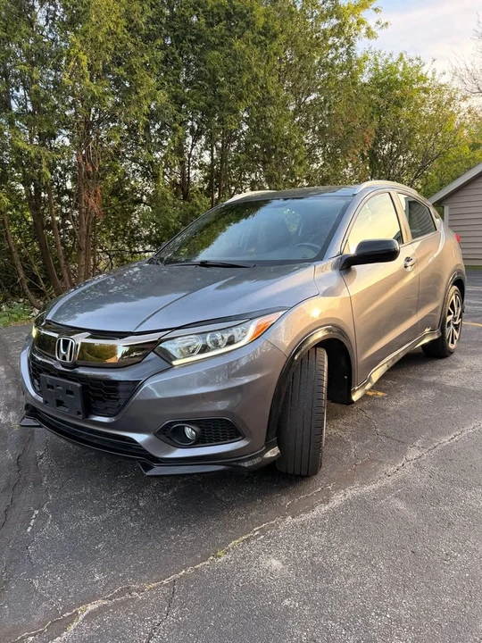 2019 Honda HR-V 2nd Gen - Image 2 of 17