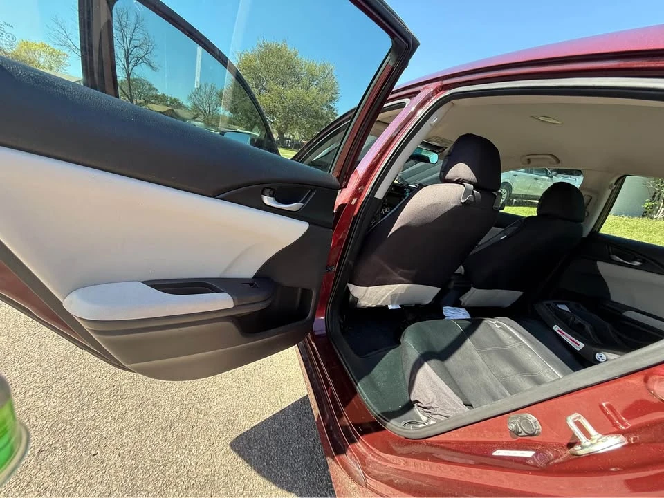 2019 Honda Insight 3rd Gen - Image 5 of 15