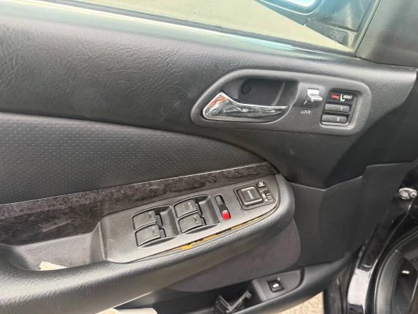 2019 Honda Insight 3rd Gen - Image 17 of 31
