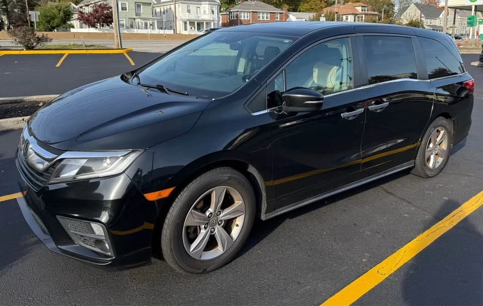 2019 Honda Odyssey - Image 2 of 8
