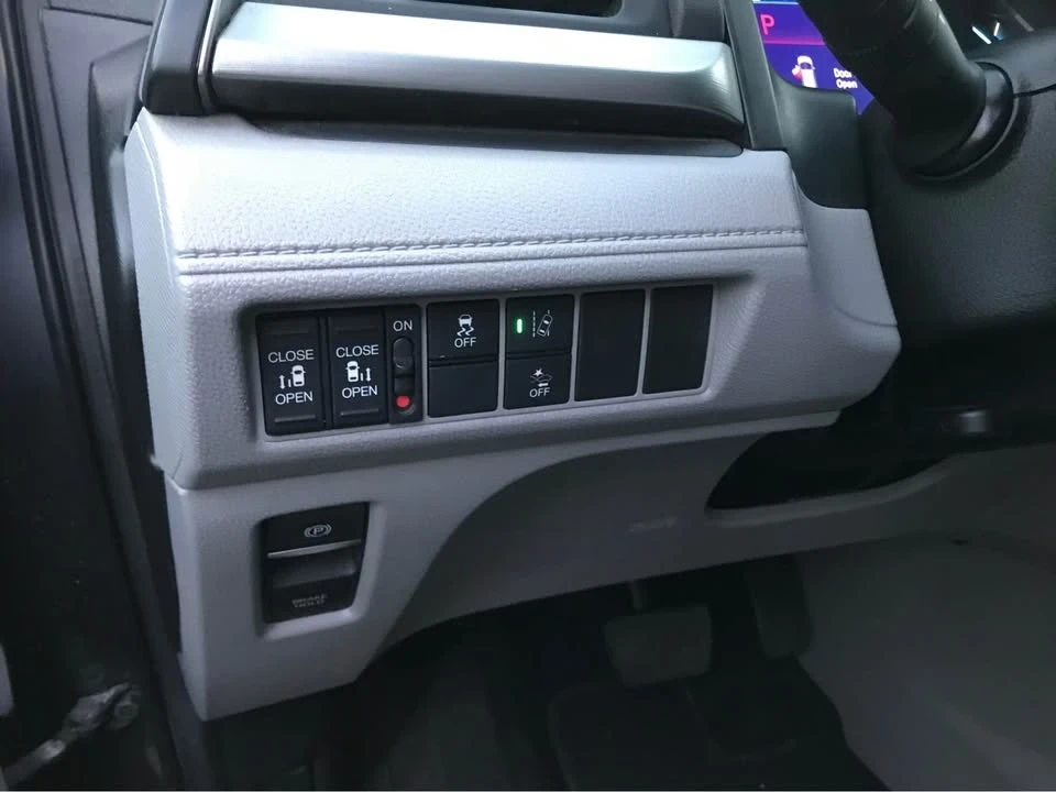 2019 Honda Odyssey - Image 11 of 20