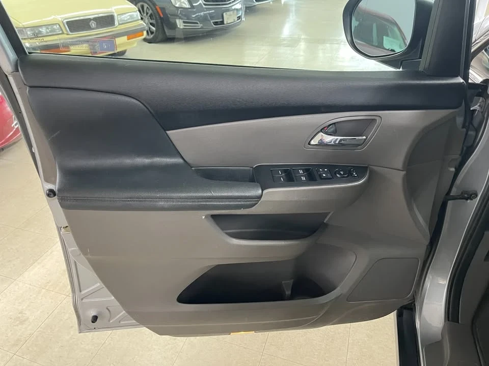 2019 Honda Odyssey - Image 9 of 19