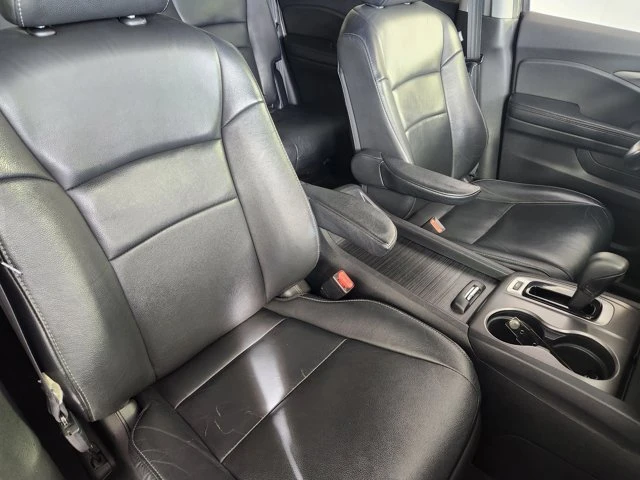 2019 Honda Pilot 3rd Gen - Image 9 of 20