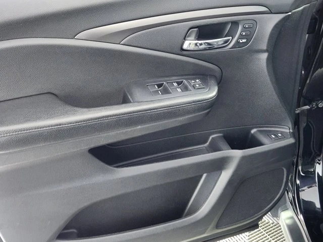 2019 Honda Pilot 3rd Gen - Image 15 of 20