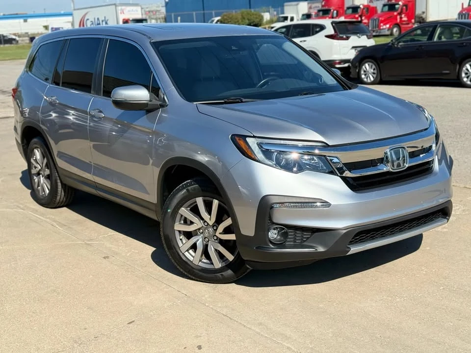 2019 Honda Pilot 3rd Gen - Image 2 of 20