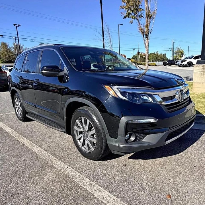 2019 Honda Pilot 3rd Gen - Image 2 of 12