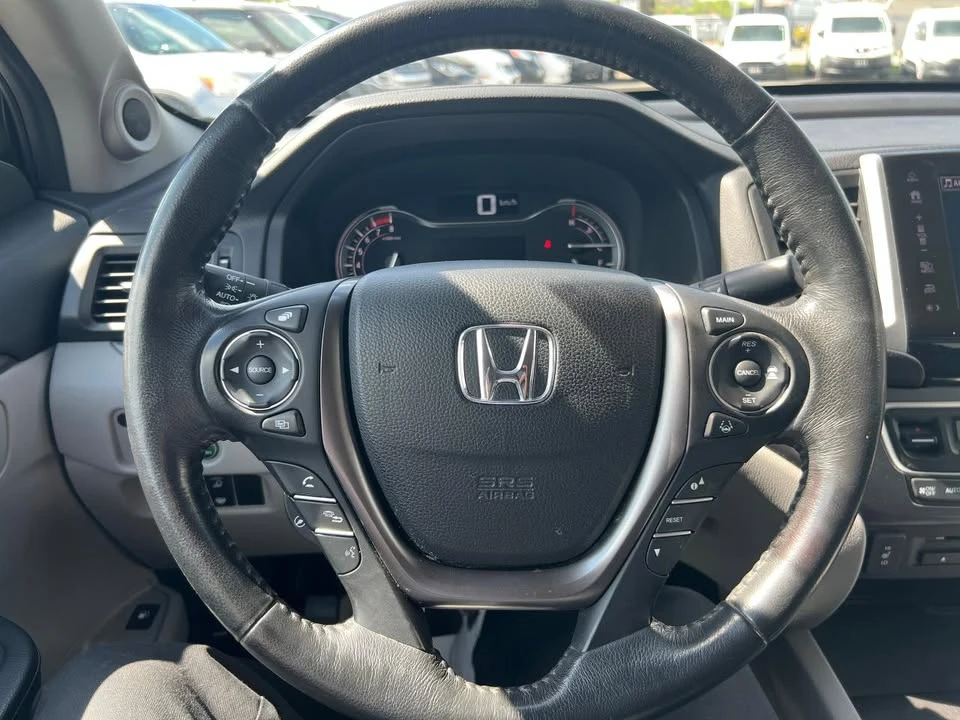 2019 Honda Ridgeline 2nd Gen - Image 14 of 17