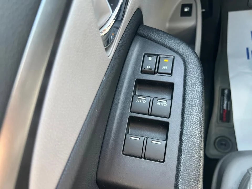 2019 Honda Ridgeline 2nd Gen - Image 12 of 17