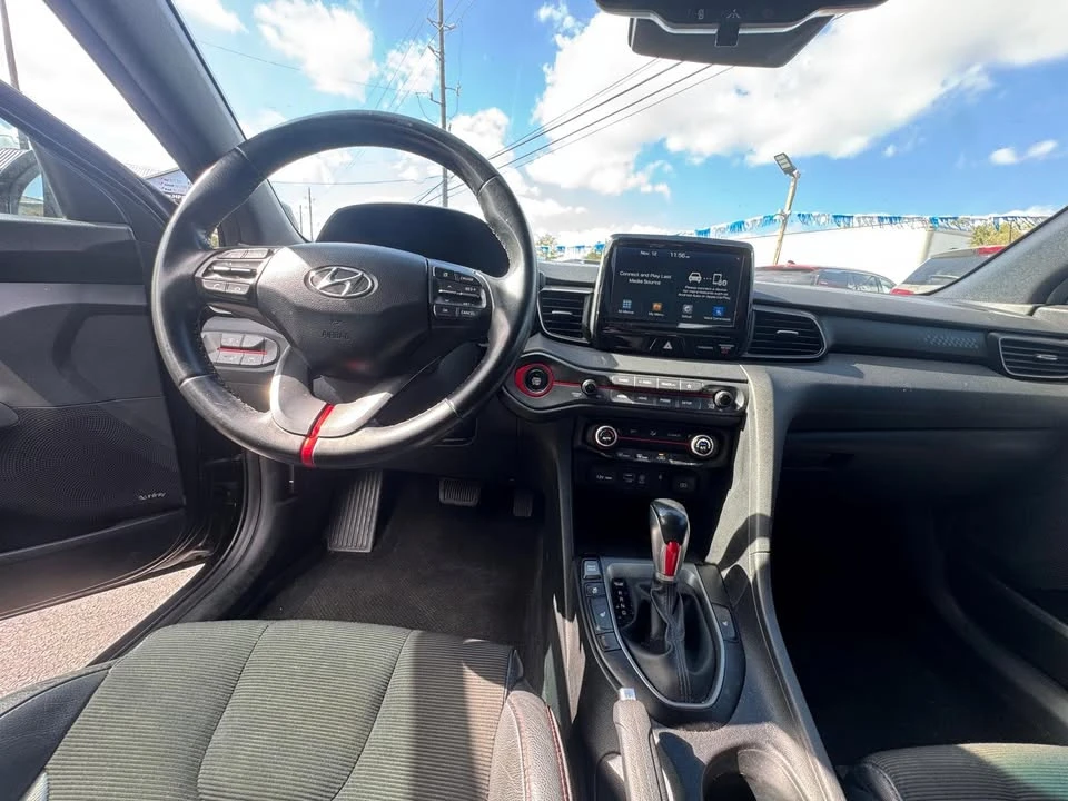 2019 Hyundai Veloster - Image 6 of 16