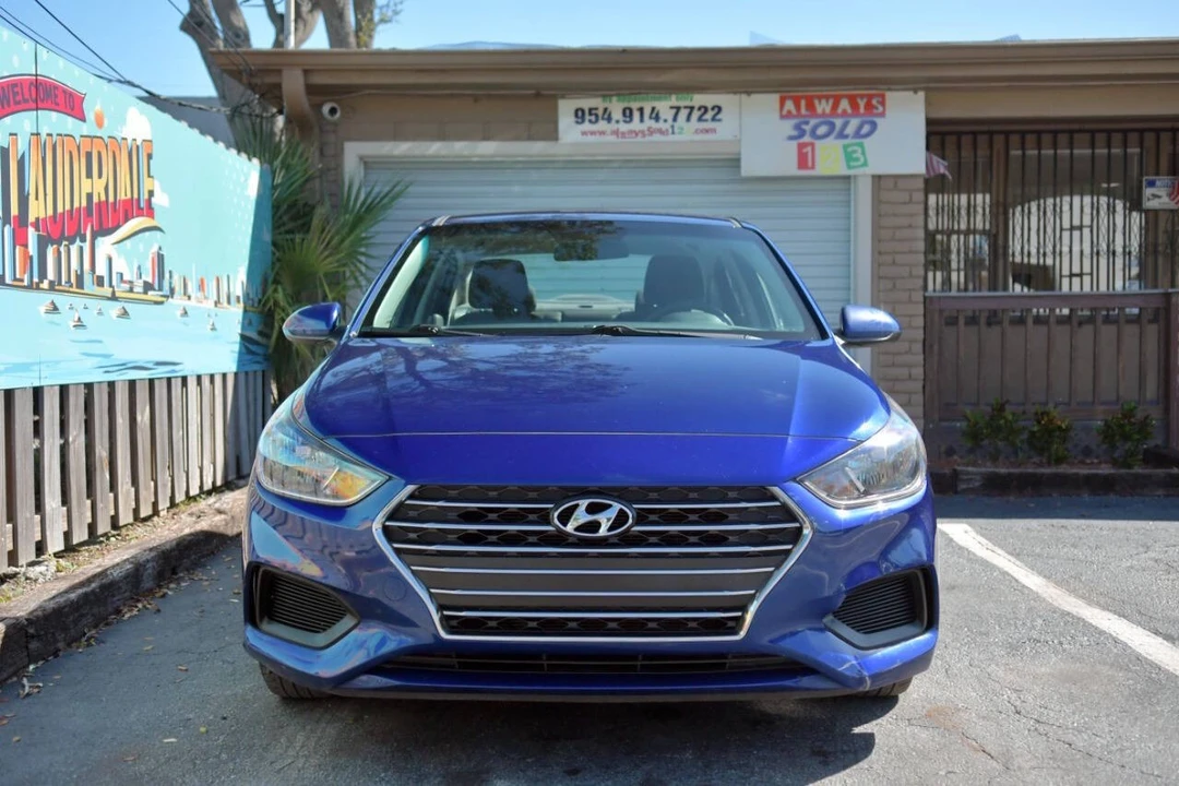 2019 Hyundai Accent - Image 3 of 12