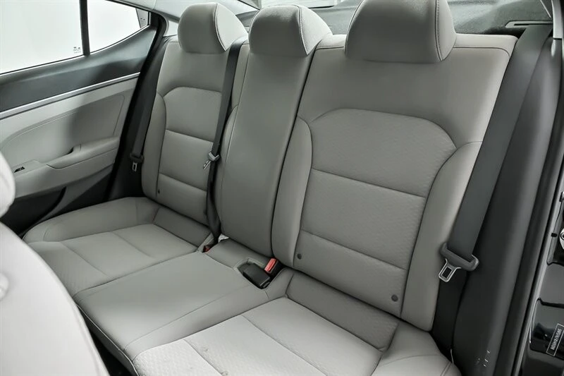 2019 Hyundai Elantra - Image 19 of 21