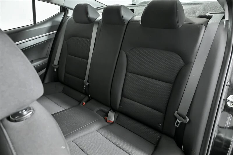 2019 Hyundai Elantra - Image 19 of 21