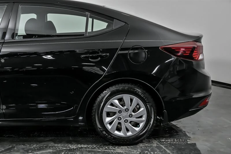 2019 Hyundai Elantra - Image 7 of 21