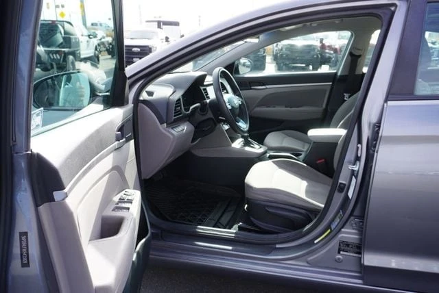 2019 Hyundai Elantra - Image 15 of 21