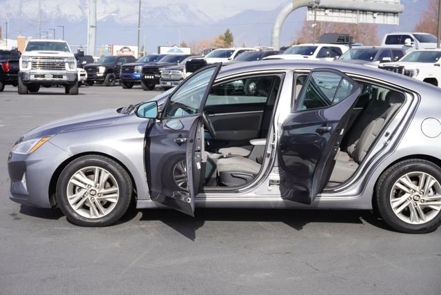 2019 Hyundai Elantra - Image 14 of 21