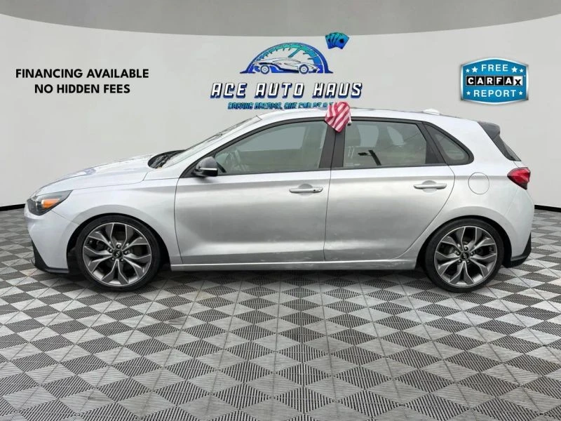 2019 Hyundai Elantra - Image 4 of 12