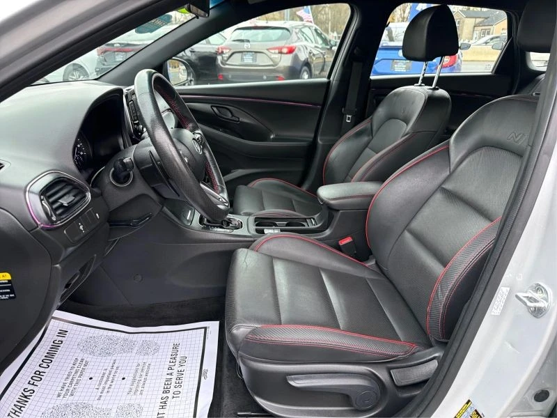 2019 Hyundai Elantra - Image 9 of 12