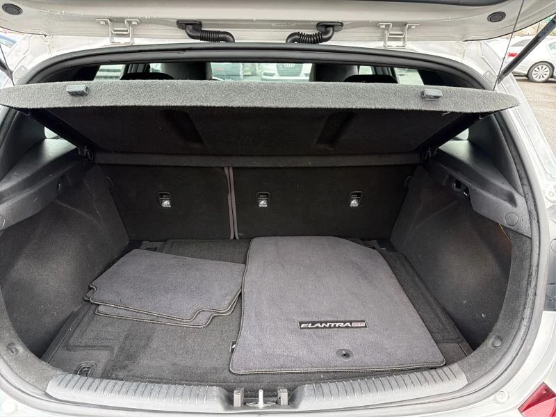 2019 Hyundai Elantra - Image 12 of 12