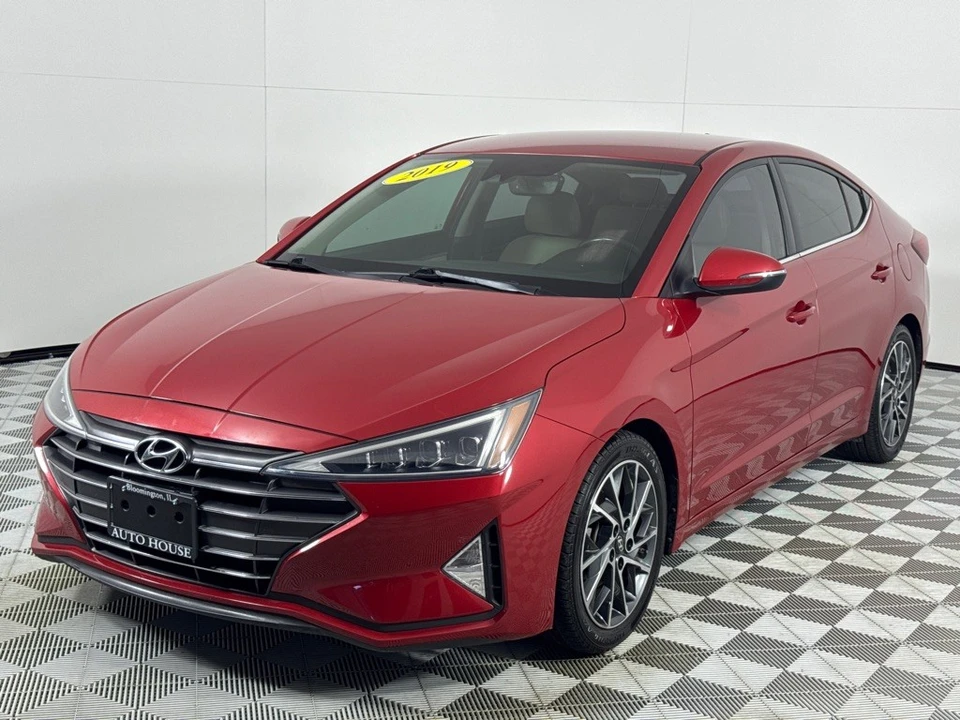 2019 Hyundai Elantra - Image 9 of 12