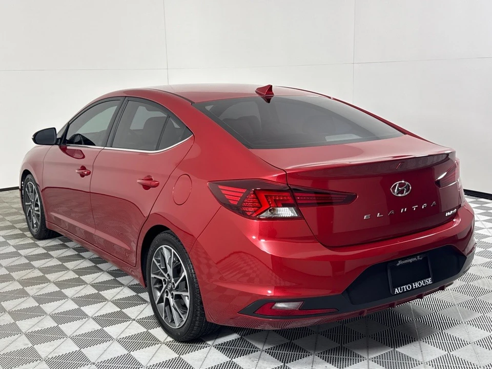2019 Hyundai Elantra - Image 6 of 12