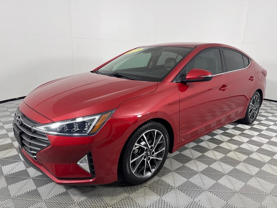 2019 Hyundai Elantra - Image 8 of 12