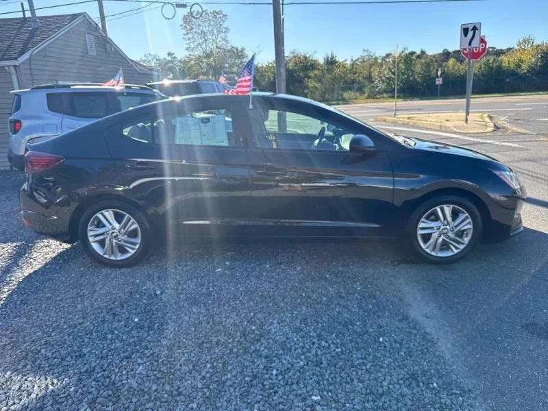 2019 Hyundai Elantra - Image 6 of 12