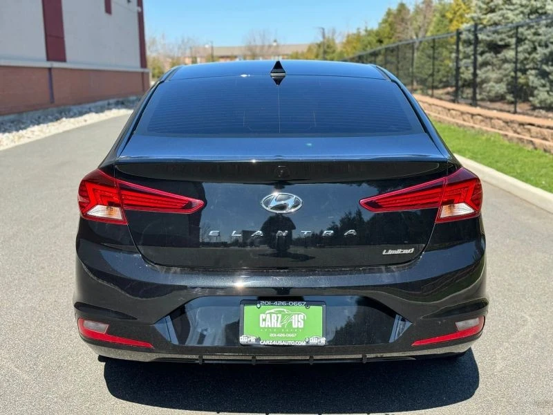 2019 Hyundai Elantra - Image 6 of 12