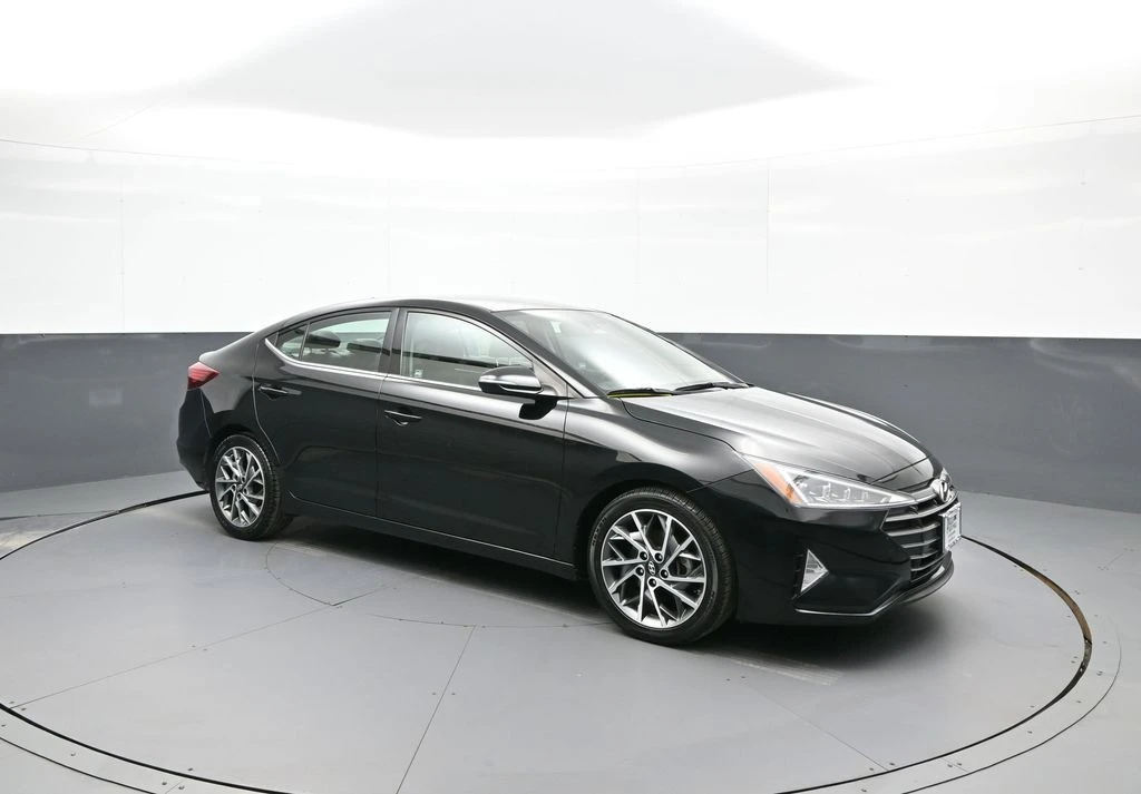 2019 Hyundai Elantra - Image 4 of 12