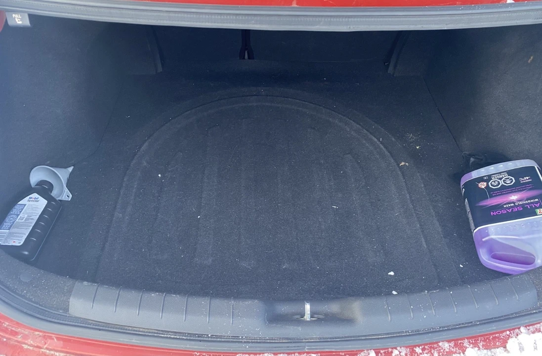 2019 Hyundai Elantra - Image 4 of 9