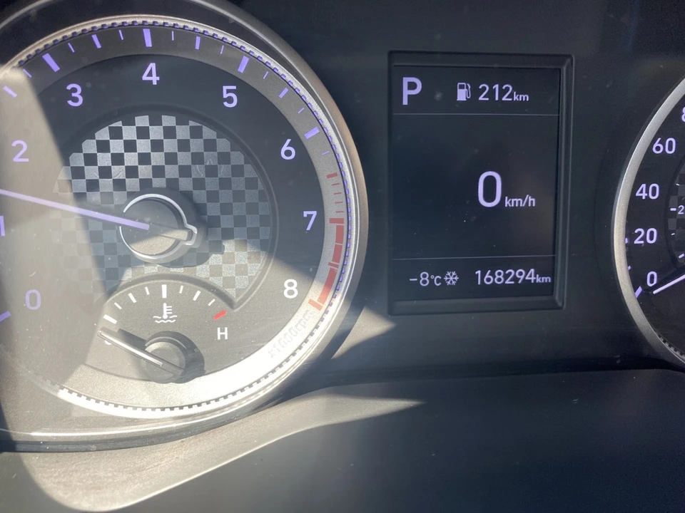 2019 Hyundai Elantra - Image 7 of 9