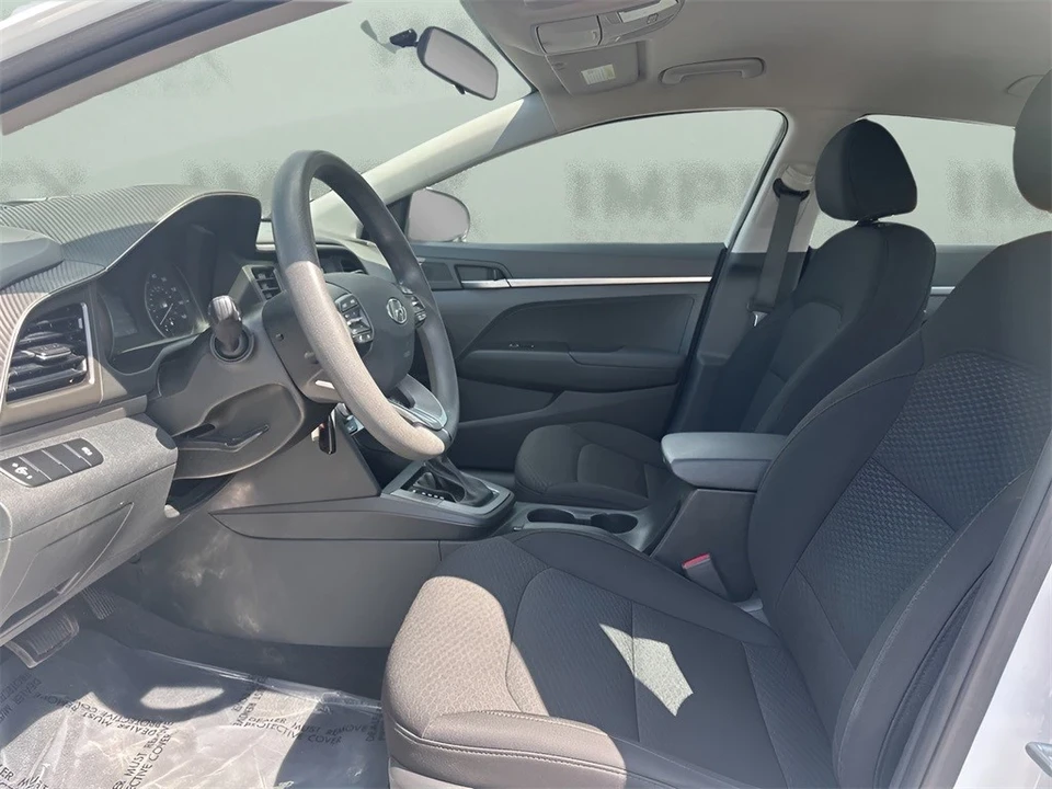 2019 Hyundai Elantra - Image 9 of 12