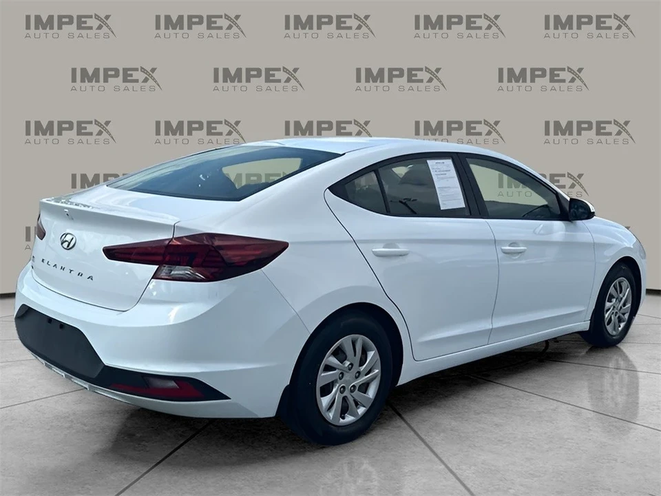 2019 Hyundai Elantra - Image 5 of 12