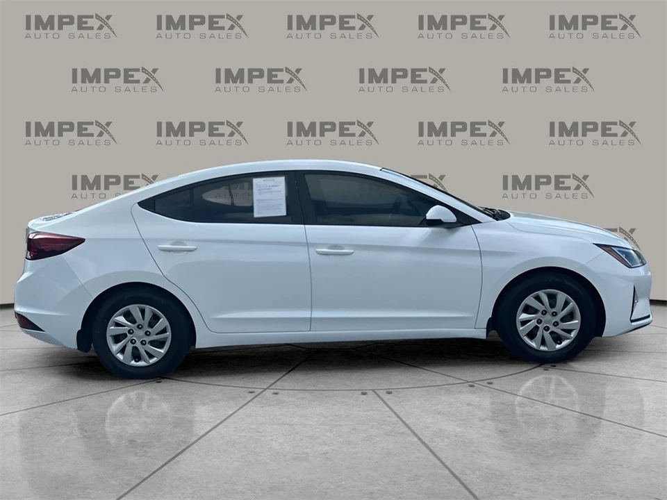 2019 Hyundai Elantra - Image 6 of 12