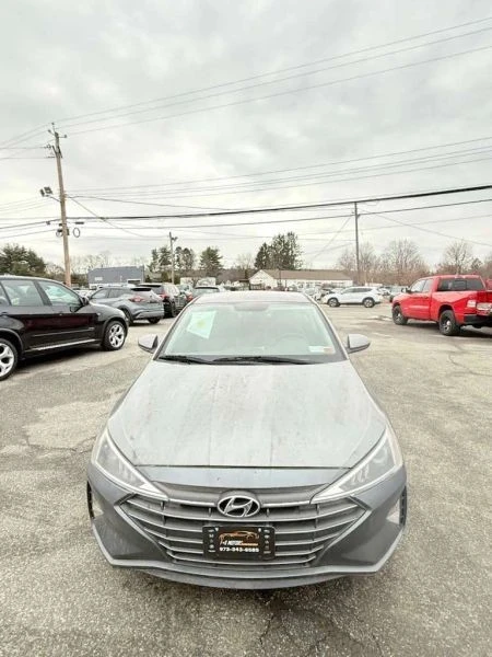 2019 Hyundai Elantra - Image 2 of 12