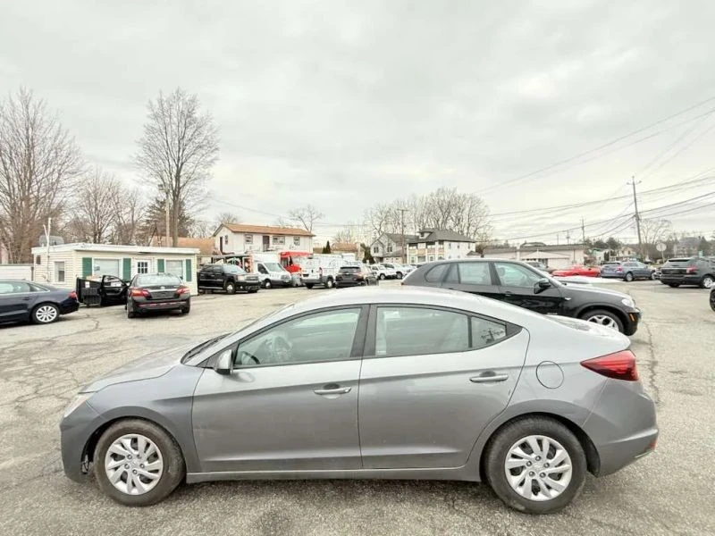 2019 Hyundai Elantra - Image 8 of 12