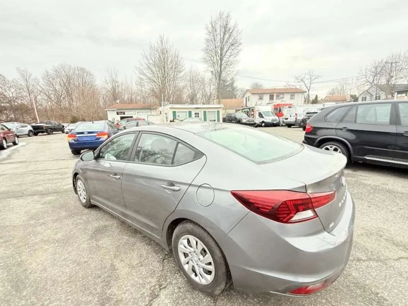 2019 Hyundai Elantra - Image 7 of 12