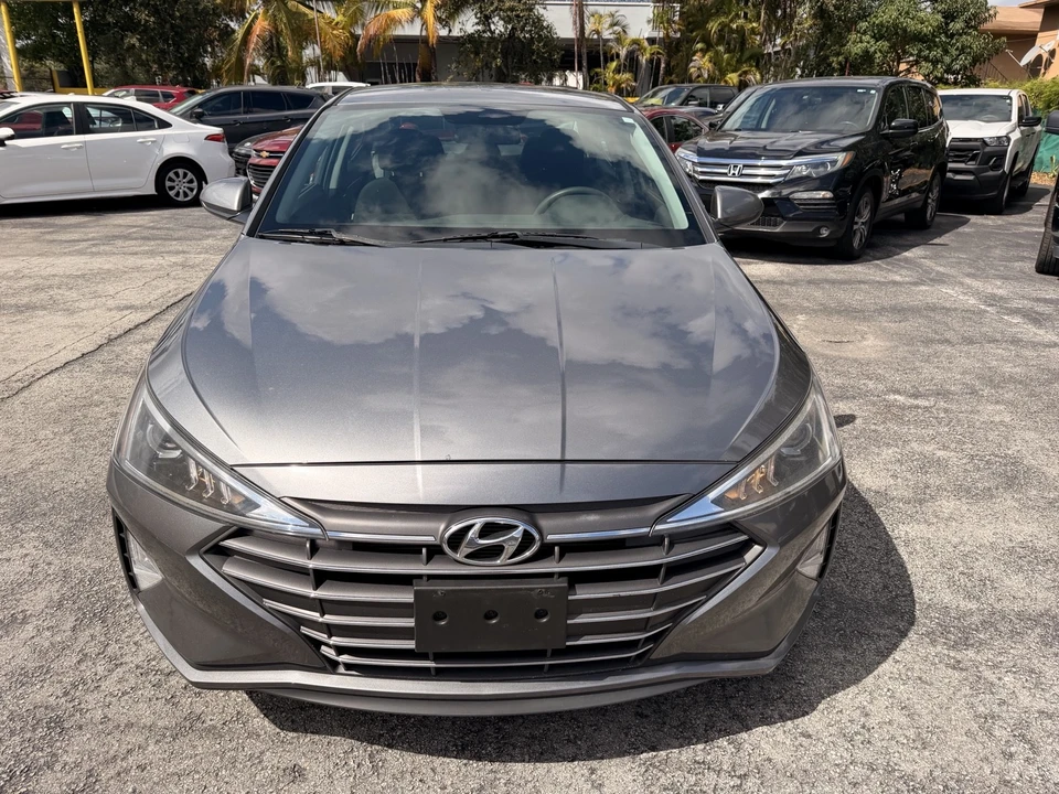 2019 Hyundai Elantra - Image 3 of 14