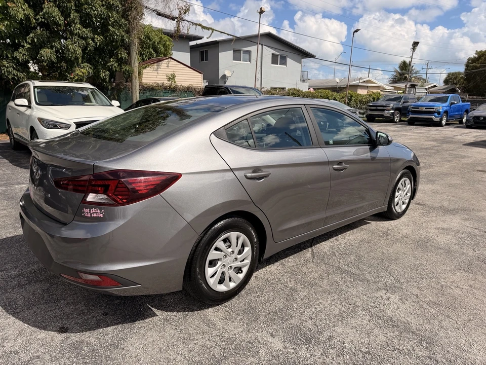2019 Hyundai Elantra - Image 6 of 14