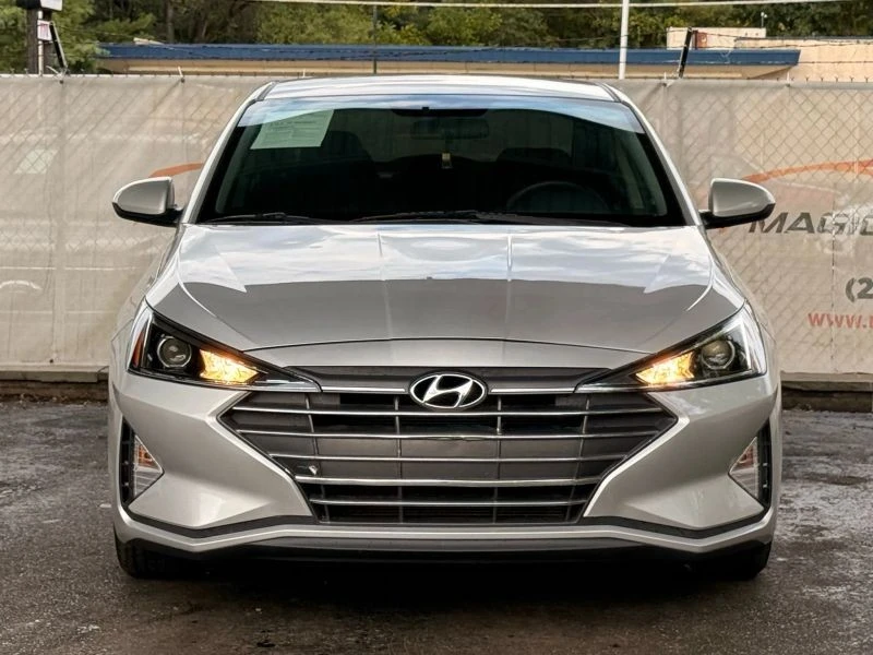 2019 Hyundai Elantra - Image 5 of 12