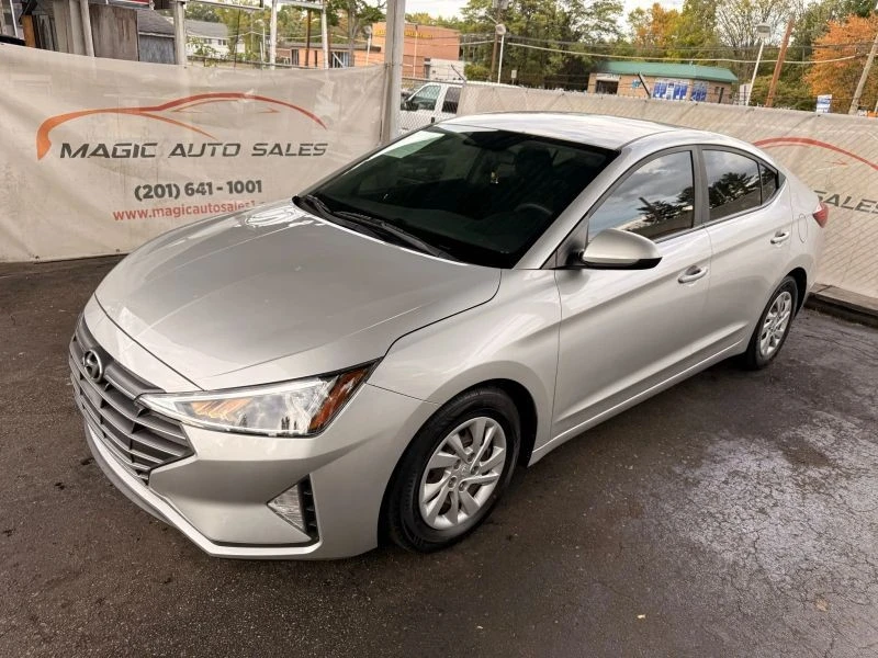 2019 Hyundai Elantra - Image 8 of 12