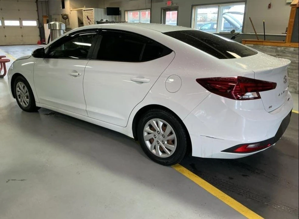 2019 Hyundai Elantra - Image 4 of 7