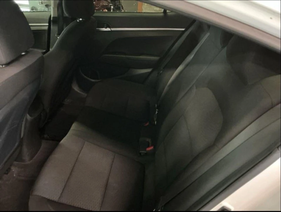 2019 Hyundai Elantra - Image 6 of 7