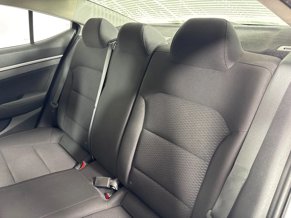 2019 Hyundai Elantra - Image 20 of 21