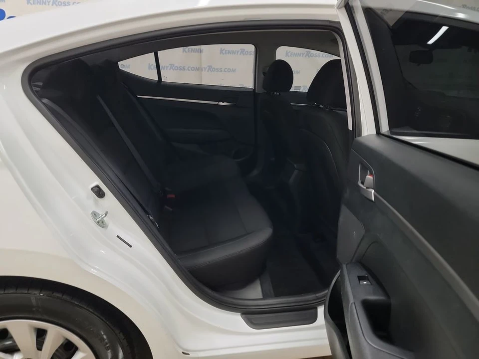 2019 Hyundai Elantra - Image 11 of 12