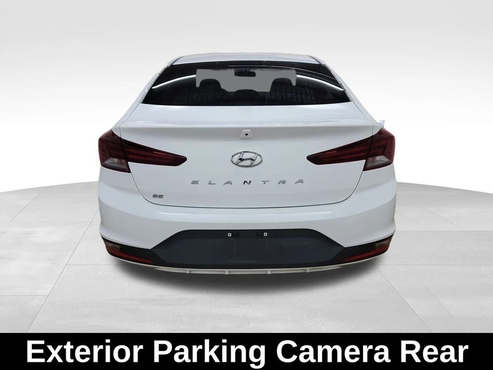 2019 Hyundai Elantra - Image 5 of 12