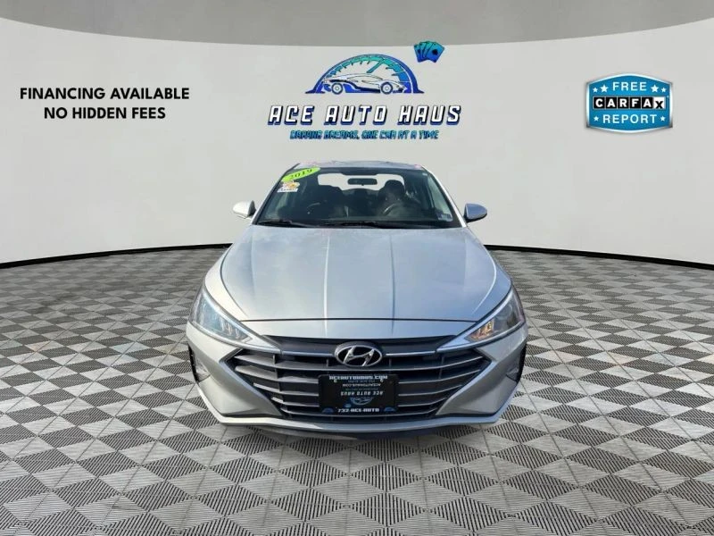 2019 Hyundai Elantra - Image 2 of 12