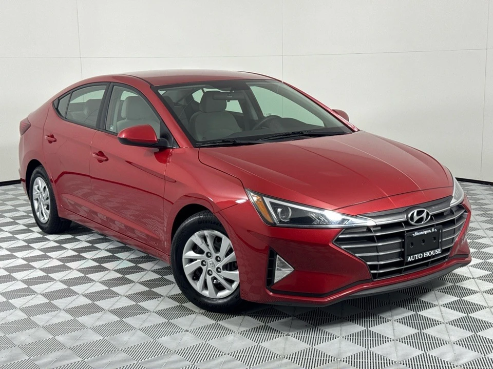 2019 Hyundai Elantra - Image 2 of 12